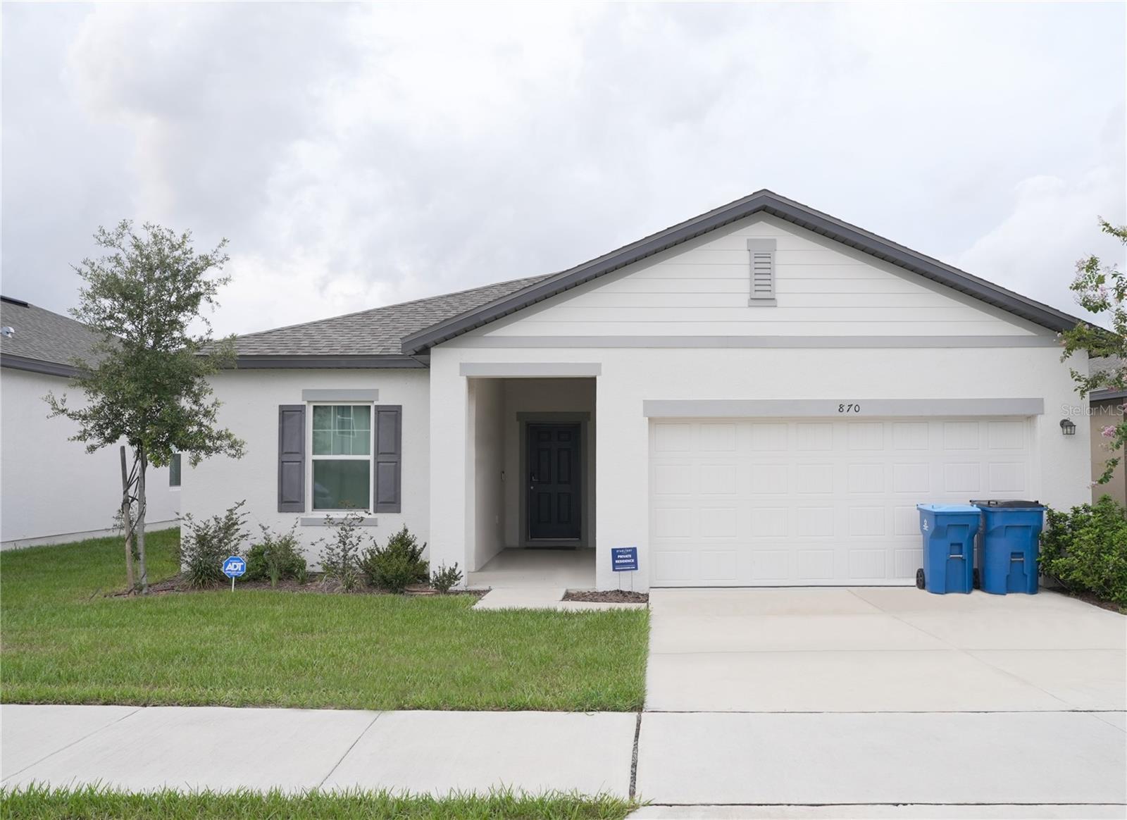 870 Ballantyne Dr — photo
