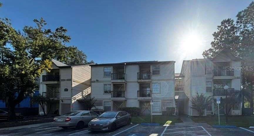 1916 Lake Atriums Cir #33 — photo