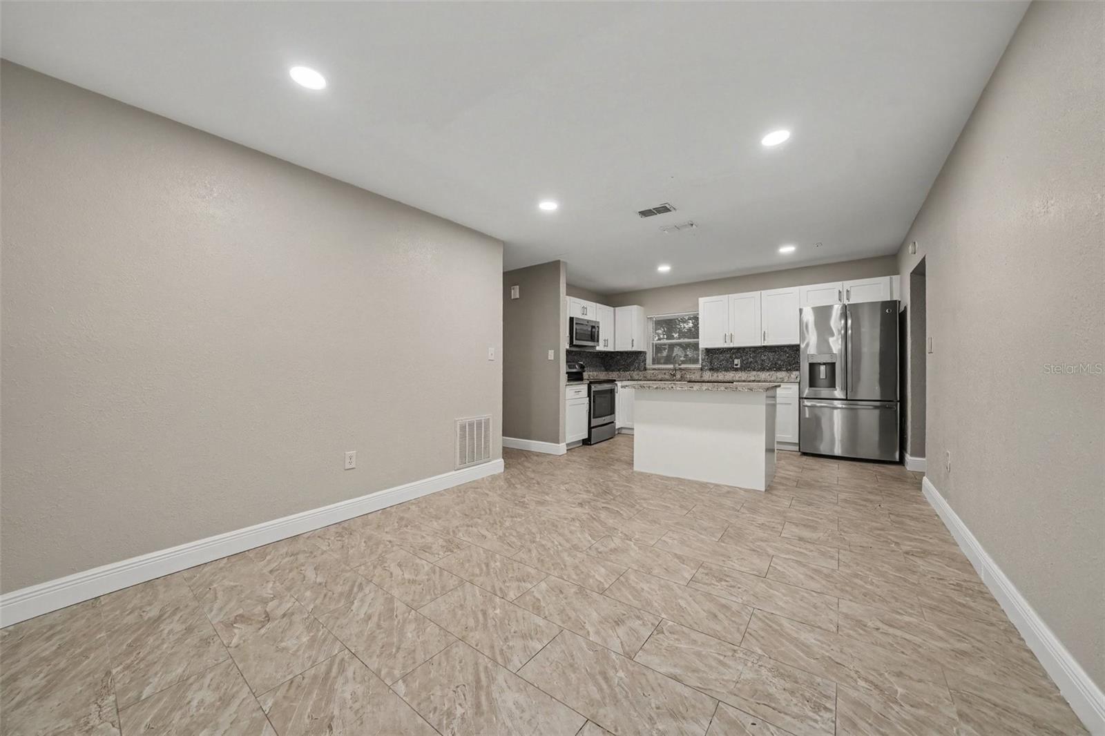 1339 E Jackson Avenue, Mount Dora, FL 32757 — photo 2