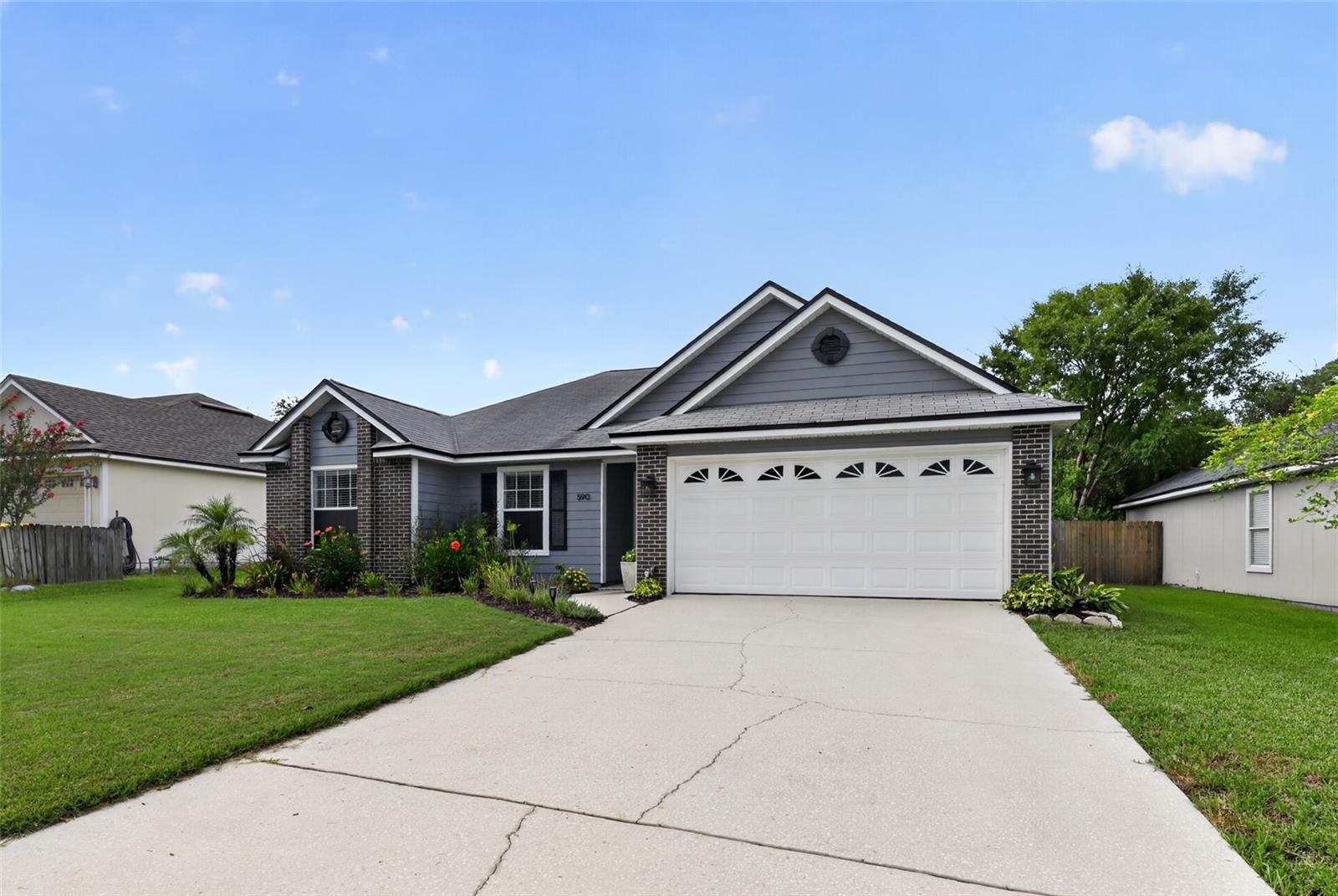590 Ashcroft Landing Dr — photo