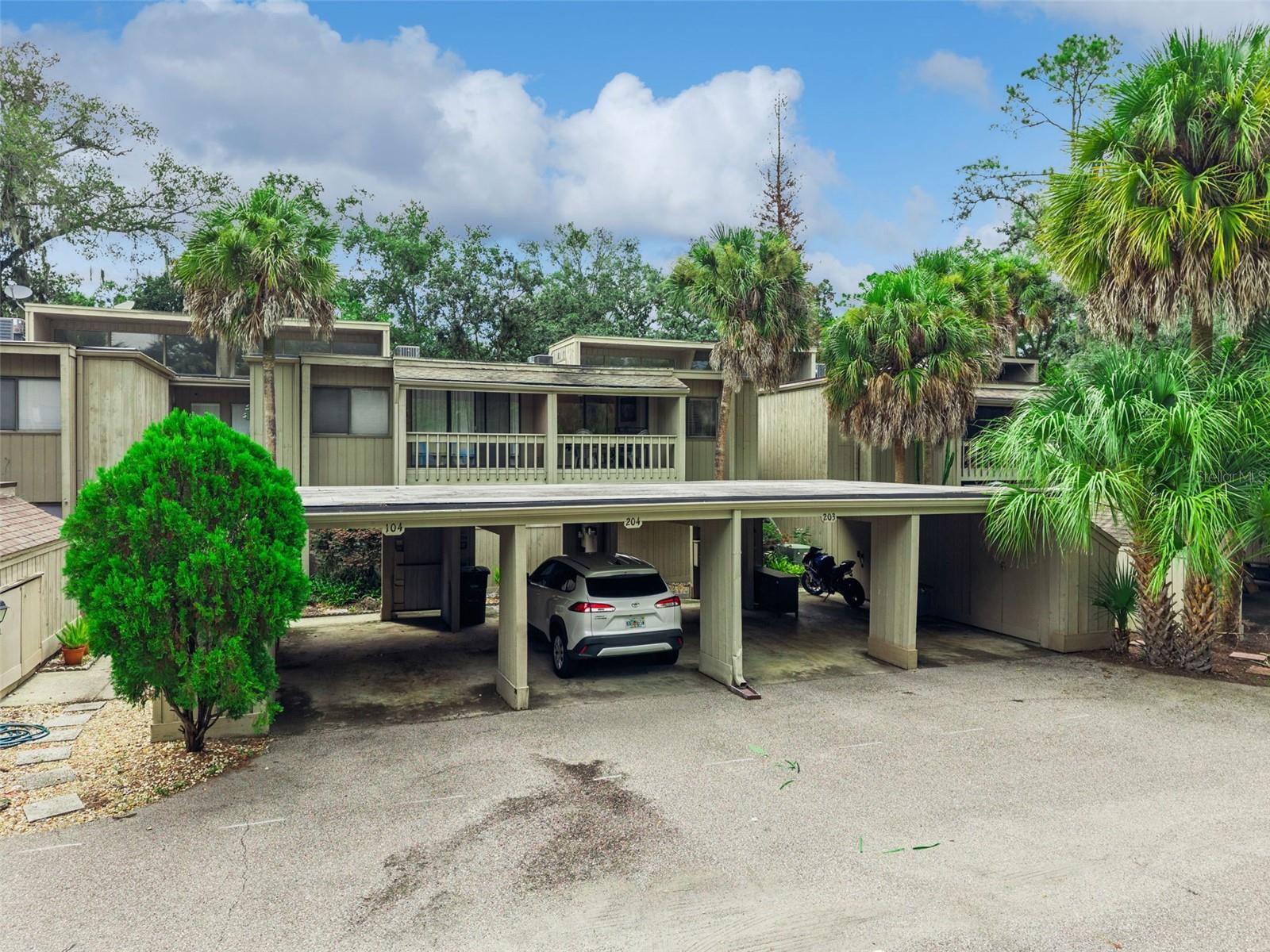 203 Crown Oaks Way #203 — photo