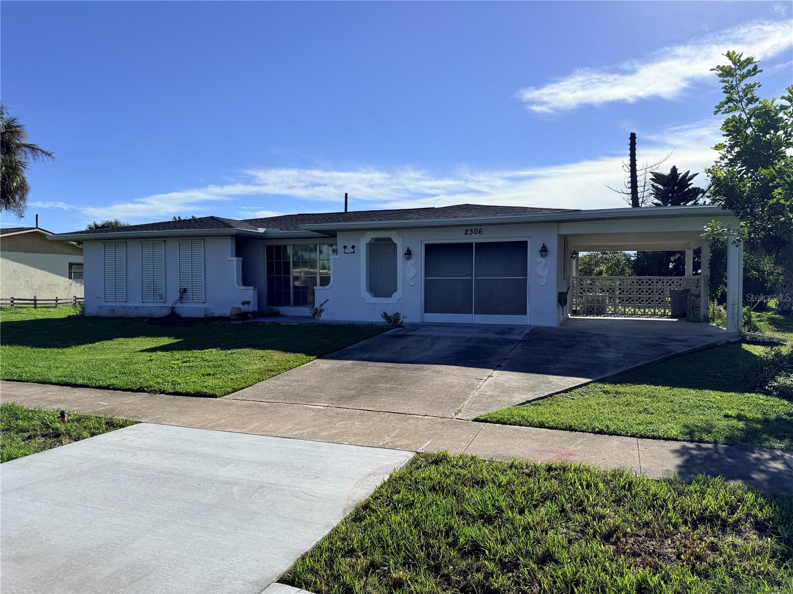 2306 Beacon Dr — photo