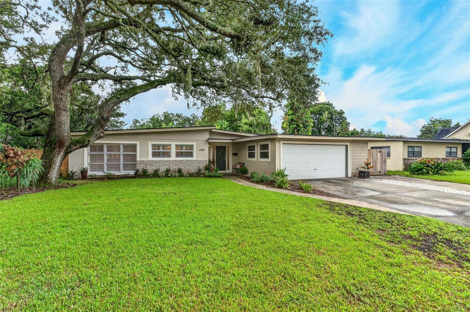 2260 Coldstream Dr — photo