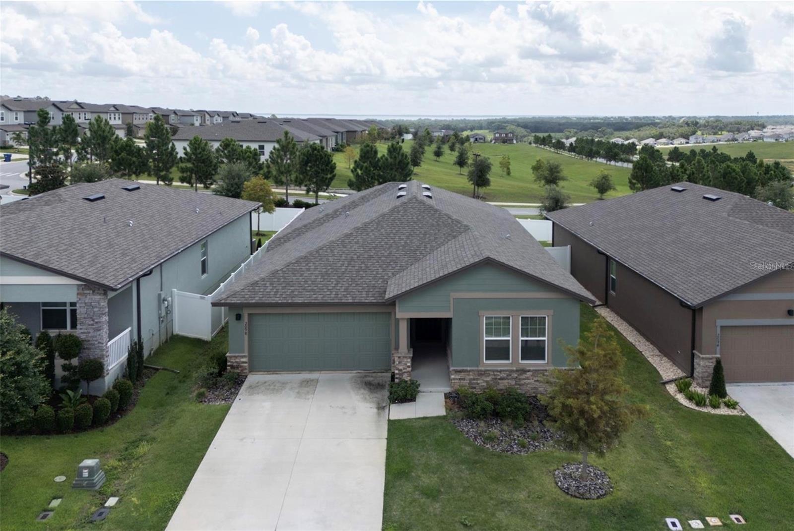 2098 Huntsman Ridge Road, Minneola, FL 34715