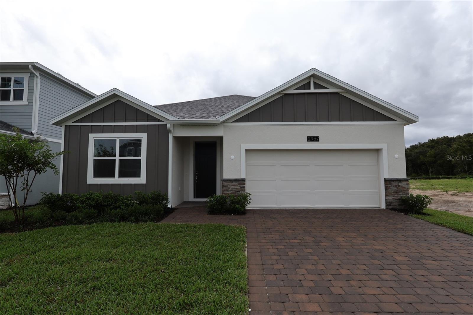 2957 Sweetgrass Ln — photo