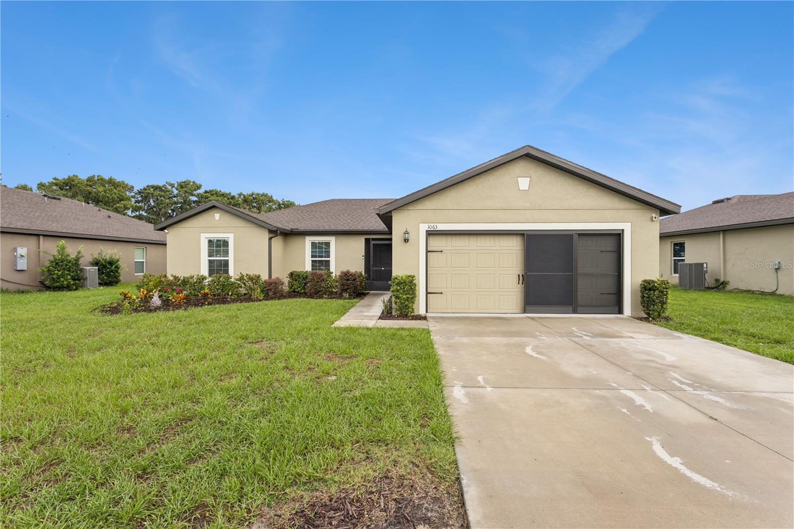 1063 Lake Arbor Ct — photo