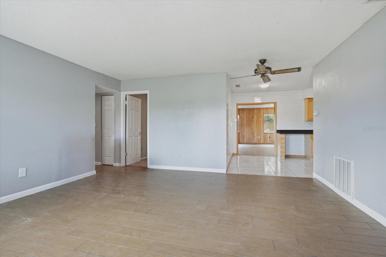 1412 Ormond Avenue, Apopka, FL 32703 — photo 3
