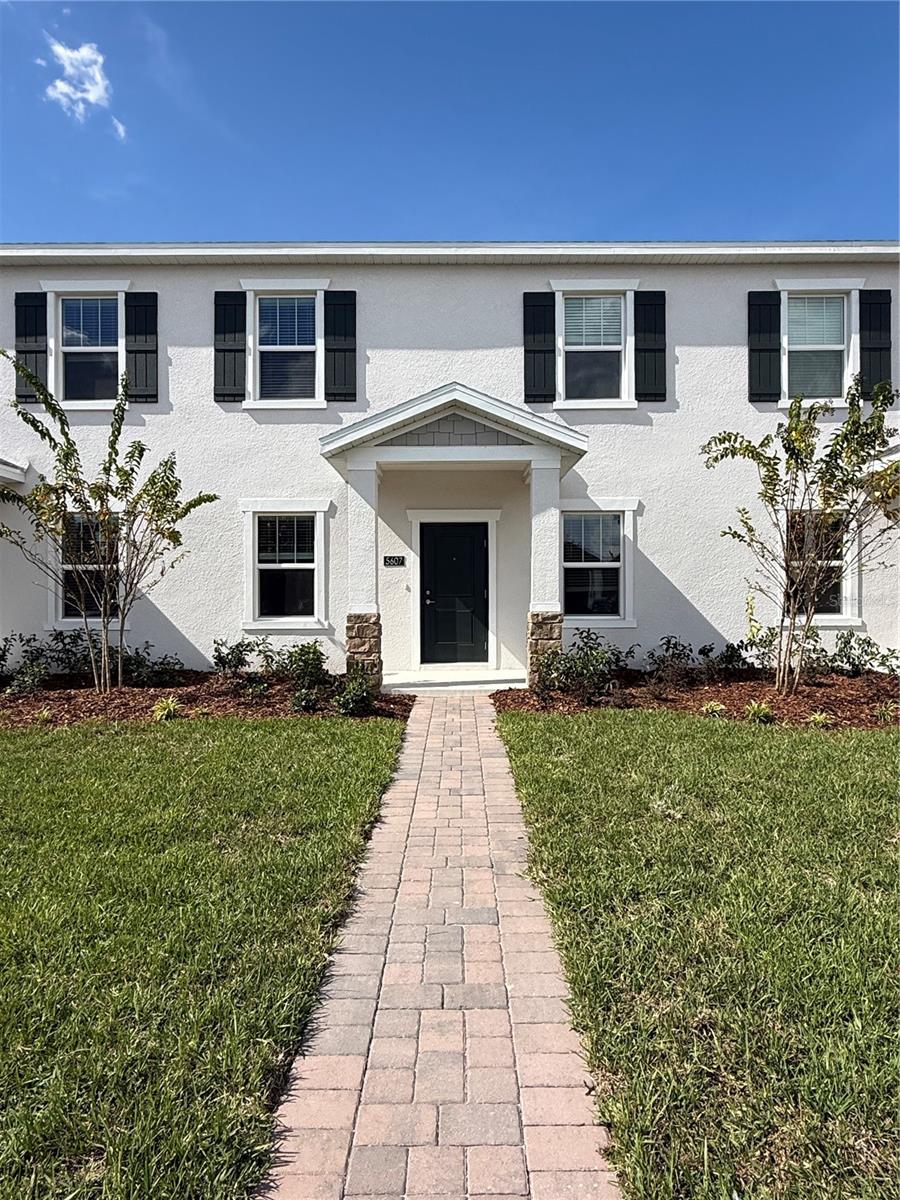 5607 Ronin Dr — photo