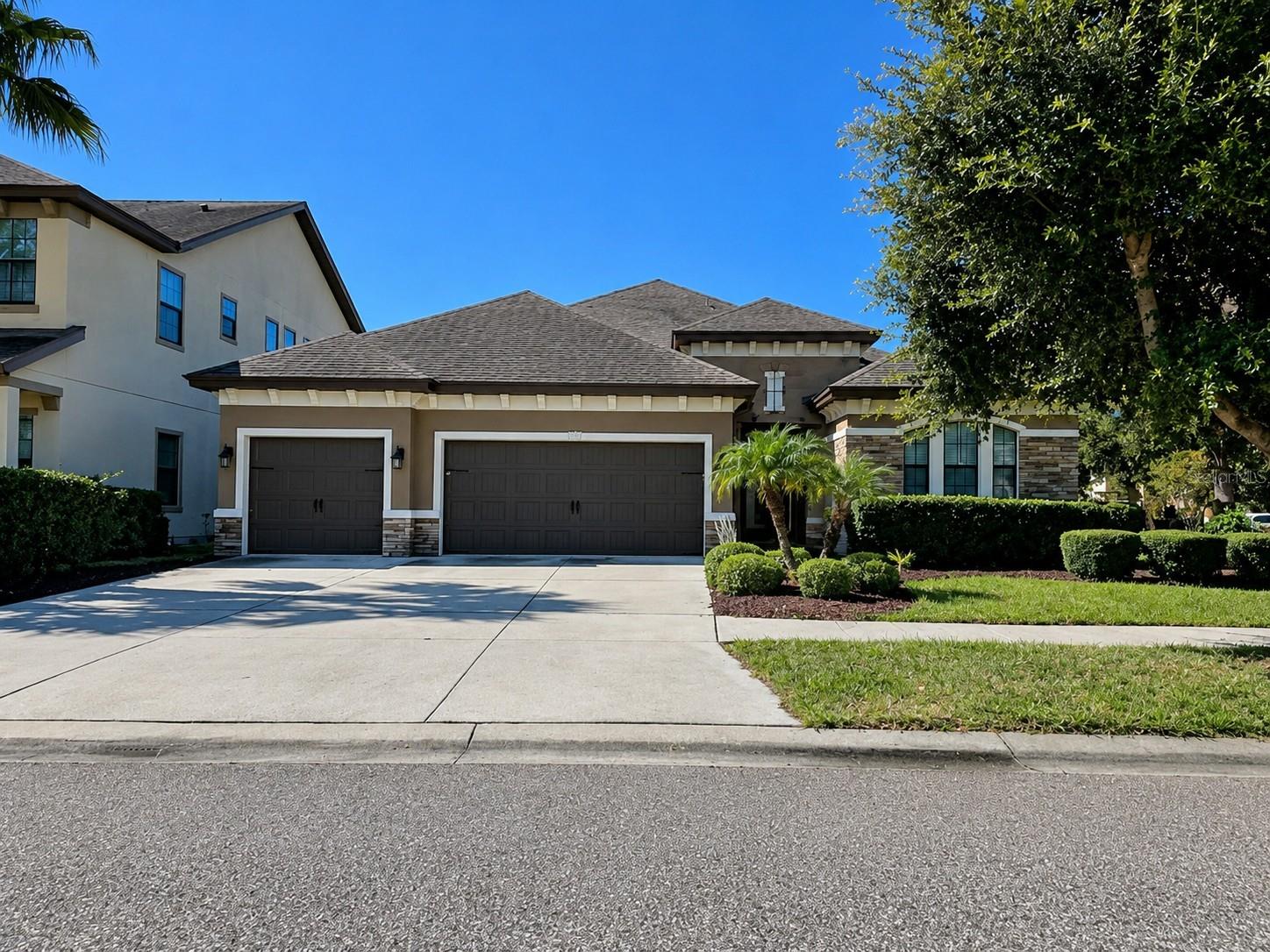 10911 Charmwood Dr — photo