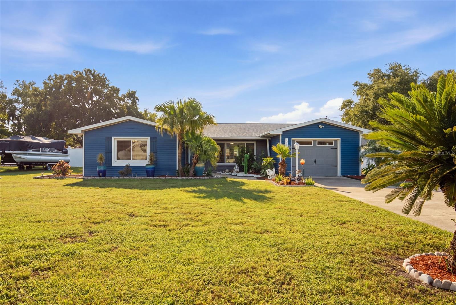 5325 James Rd — photo
