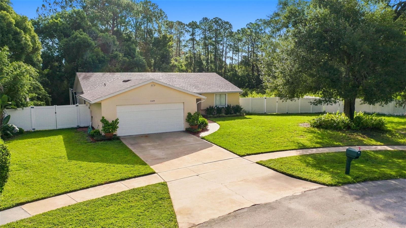 1149 Autumn Brook Cir — photo