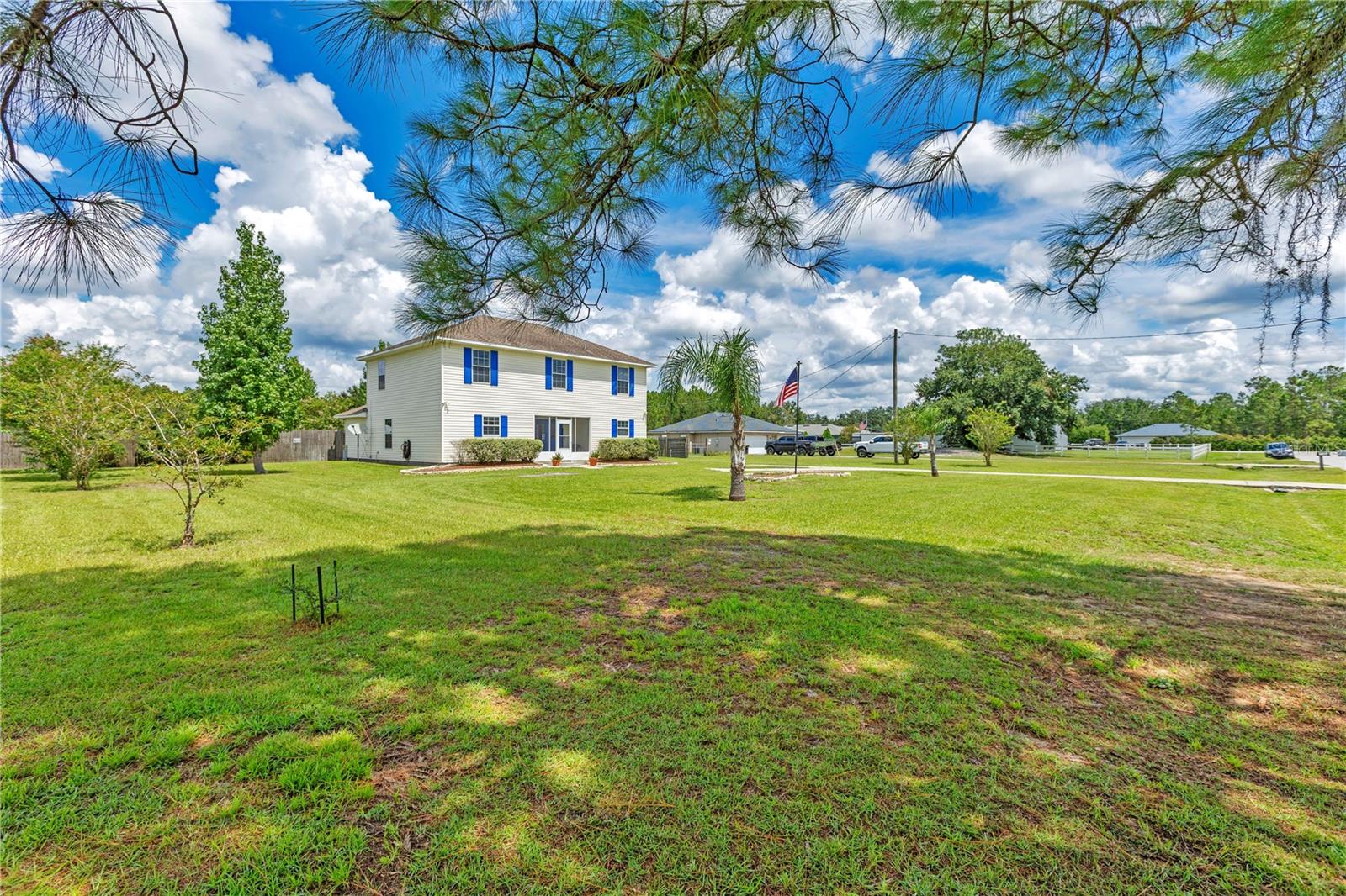 7228 Evergreen Loop — photo