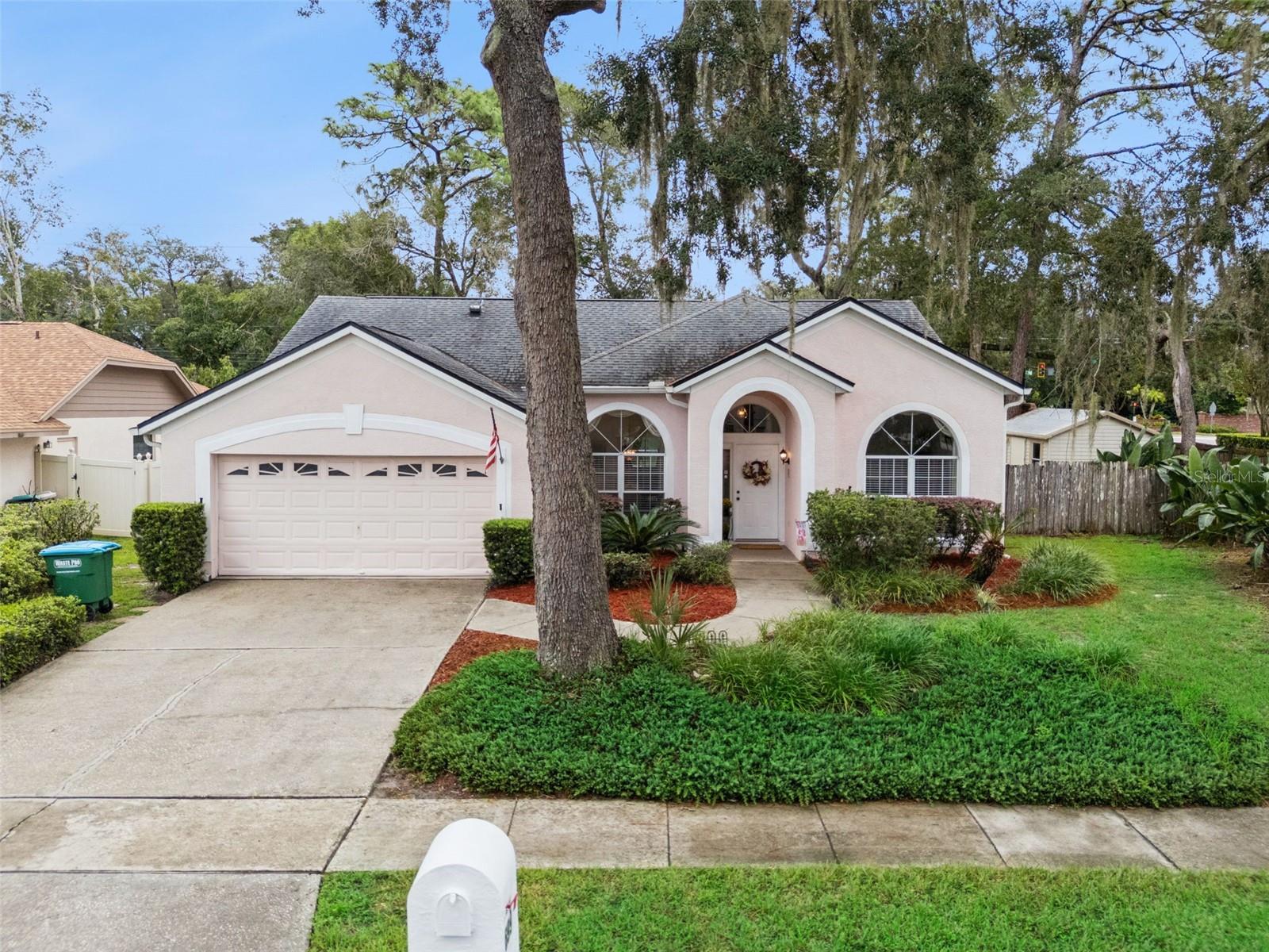 699 N Endeavour Dr — photo