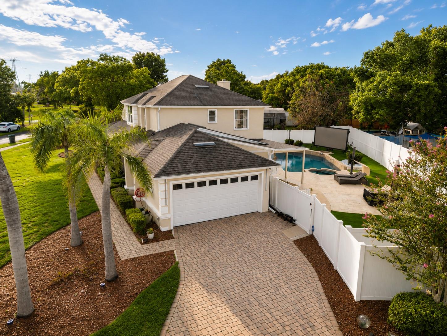 7903 Palmdale Dr — photo