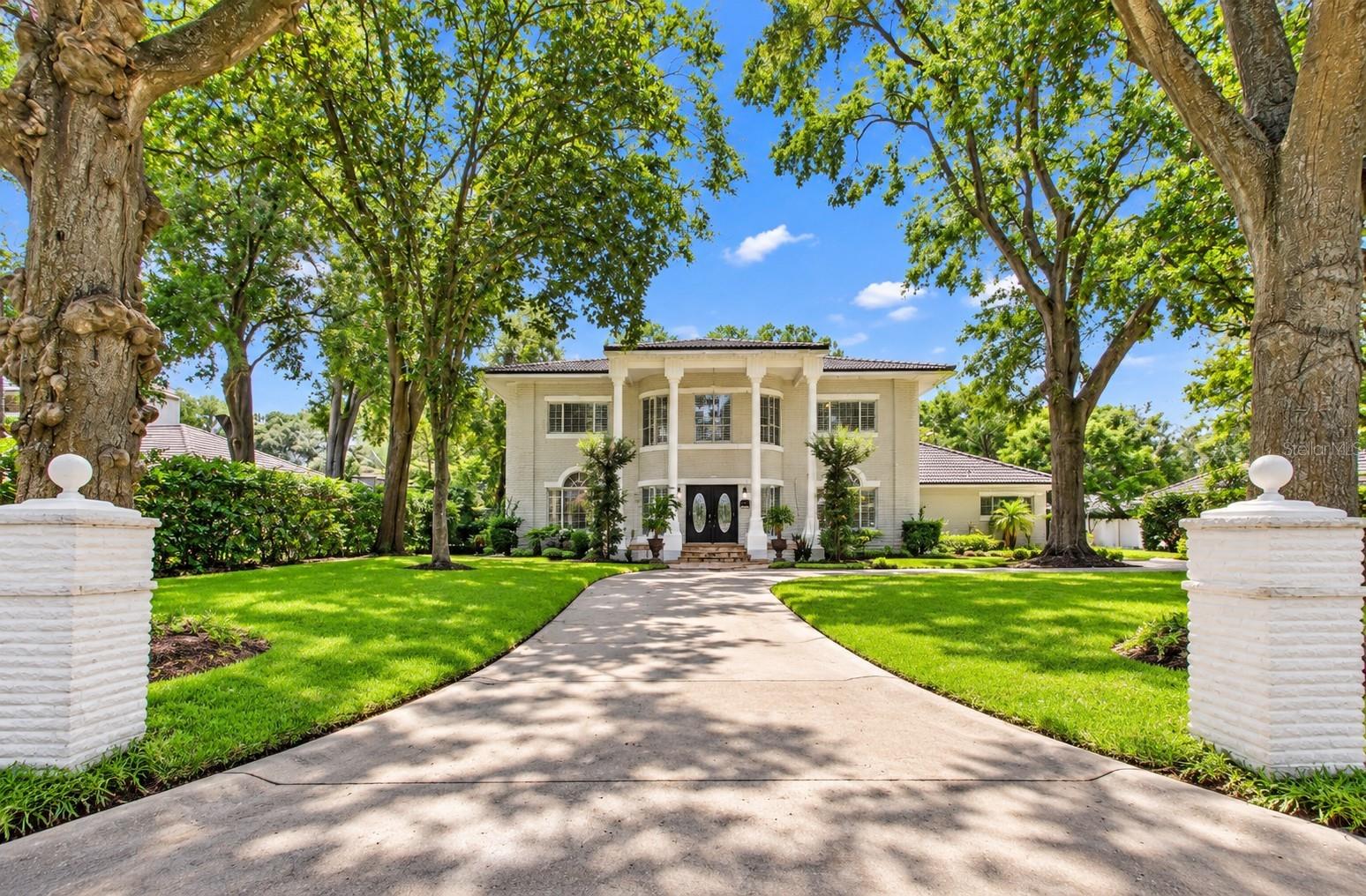 9102 S Bay Dr — photo