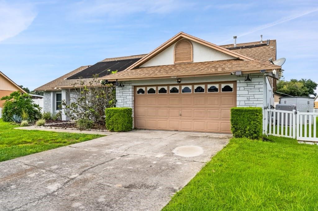 1012 Karen Ridge Ct — photo