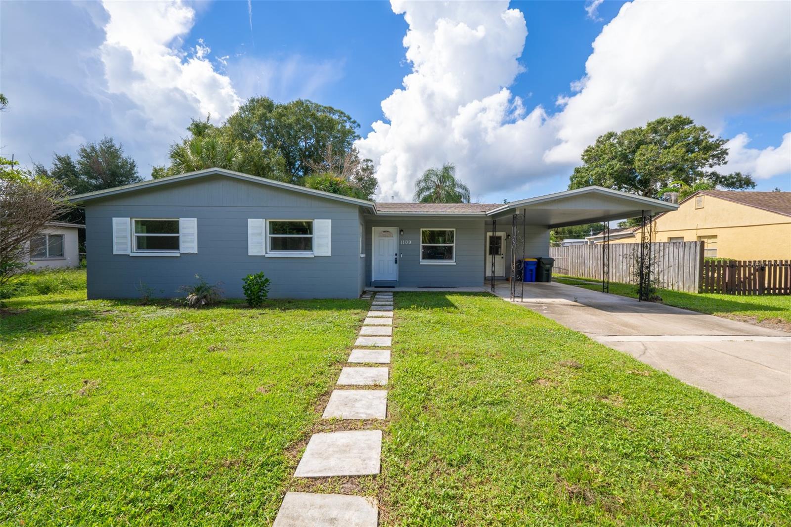1109 Pinedale Rd — photo