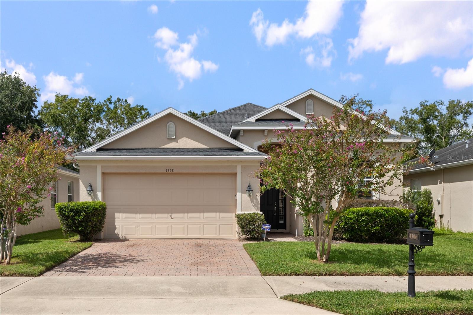 4306 Heirloom Rose Pl — photo