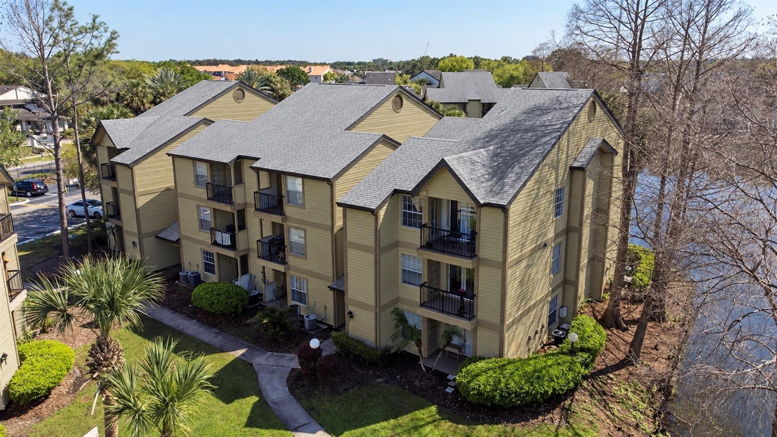 1908 Lake Atriums Cir #24 — photo