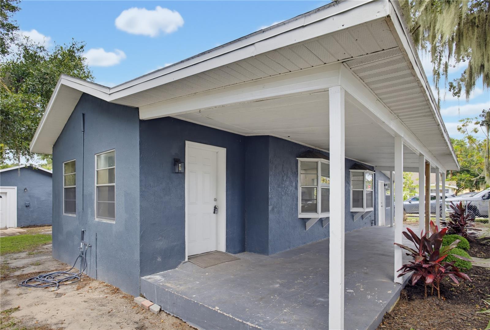 33 W Herrick Drive, Eustis, FL 32726 — photo 3