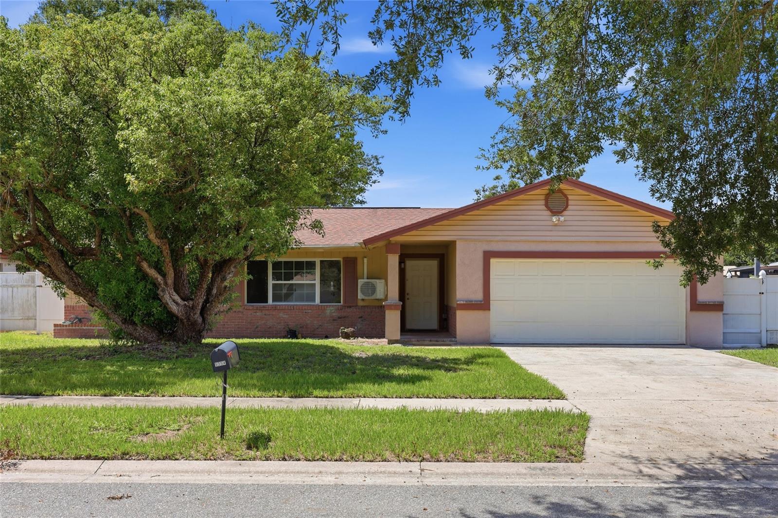 5354 Lanyard Ct — photo