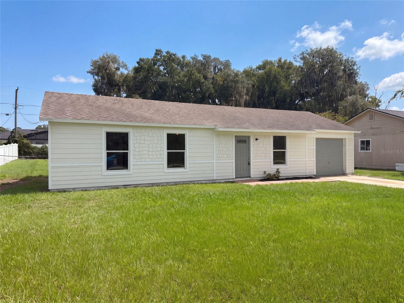 1336 Nadine Dr — photo