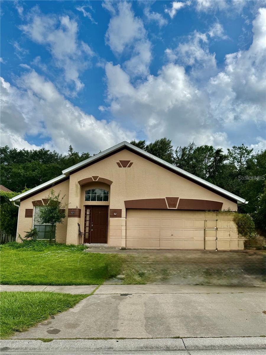 521 Cypress Tree Ct — photo