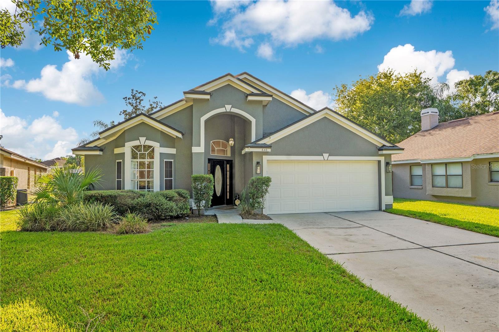 640 Lance Ct — photo