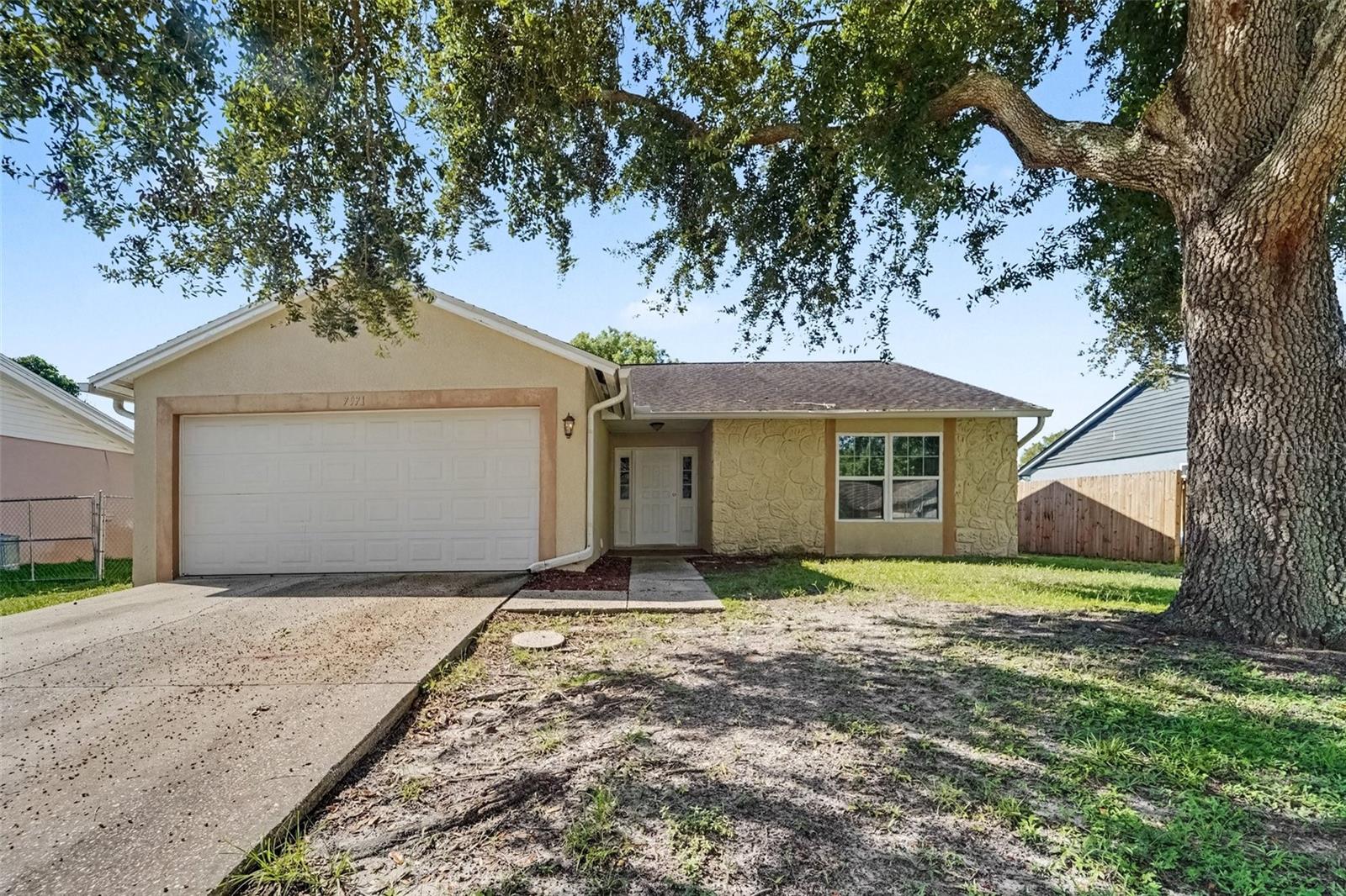 7971 Adelaide Loop — photo