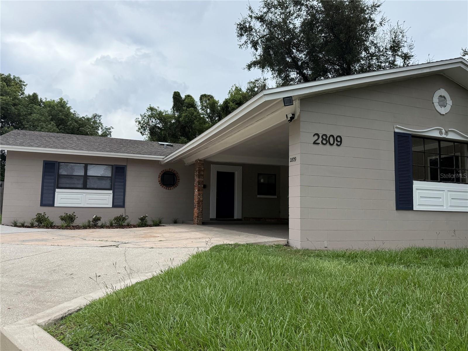 2809 W Fairbanks Ave — photo