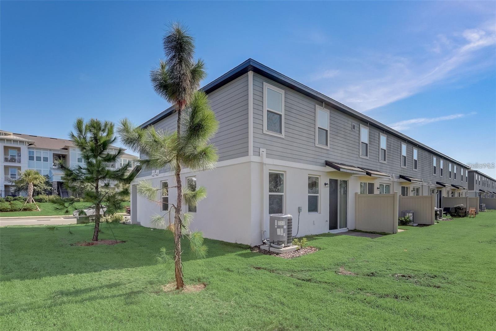 501 Legacy Loop, Davenport, FL 33896 — photo 2