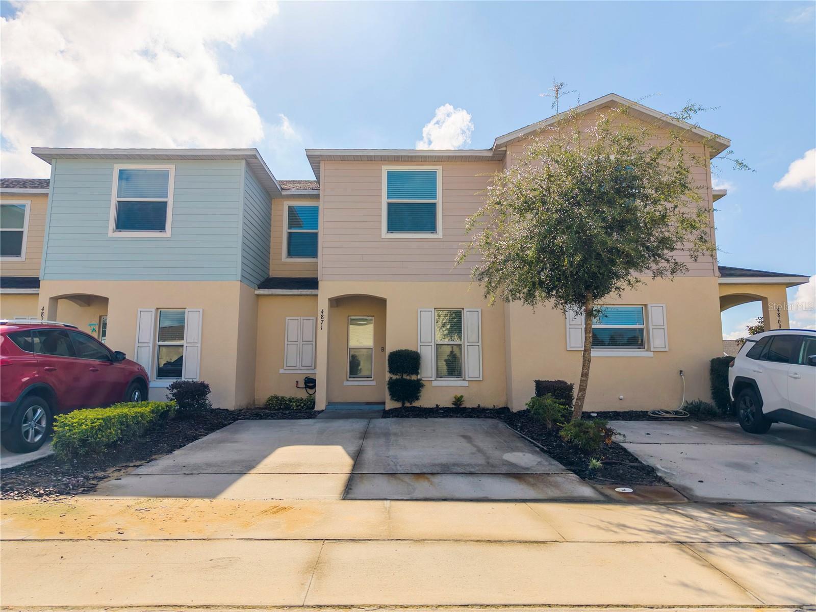 4871 Coral Castle Dr — photo