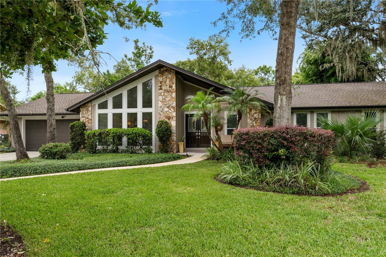 102 Sweetwater Hills Dr — photo