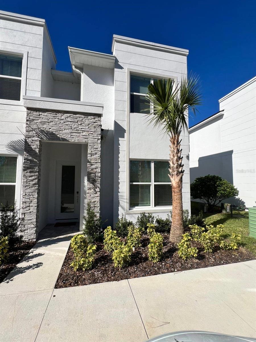 1453 Serendipity Ln — photo