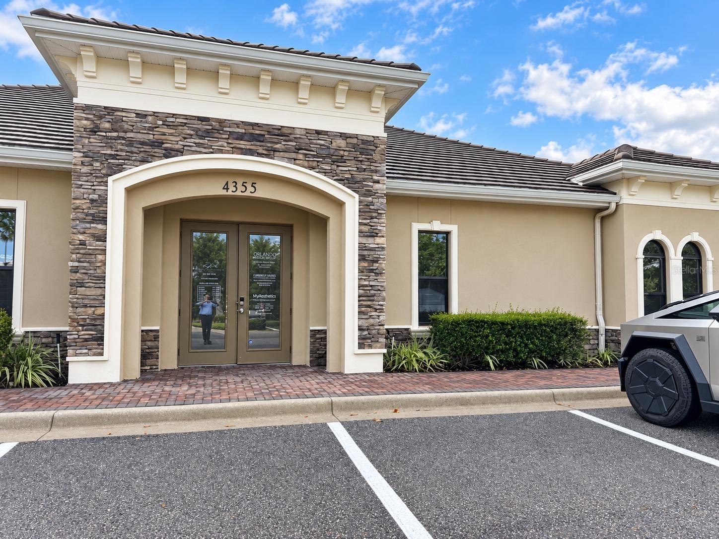 4355 Hunters Park Ln #9 — photo