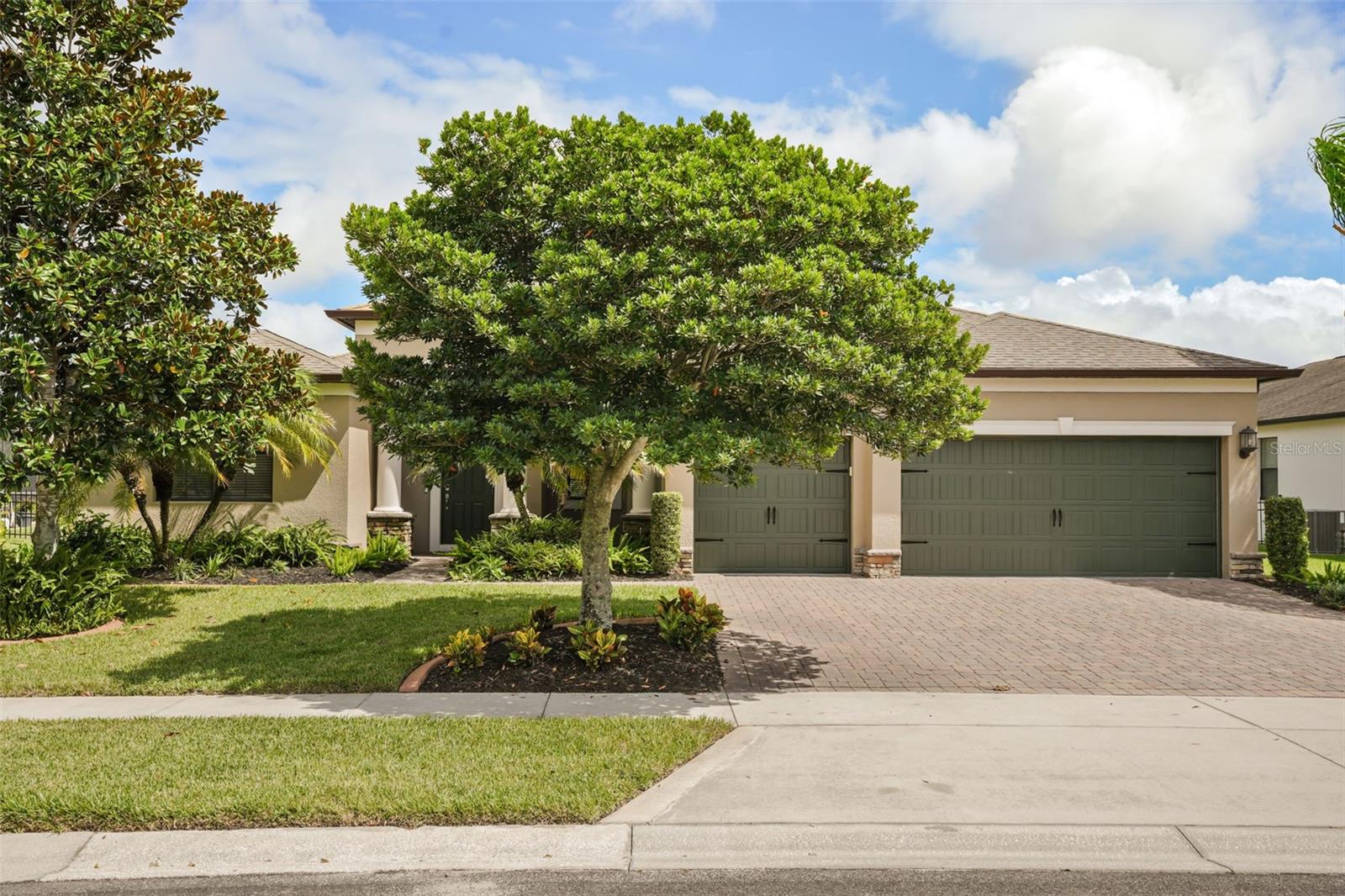 2841 Autumn Breeze Way — photo