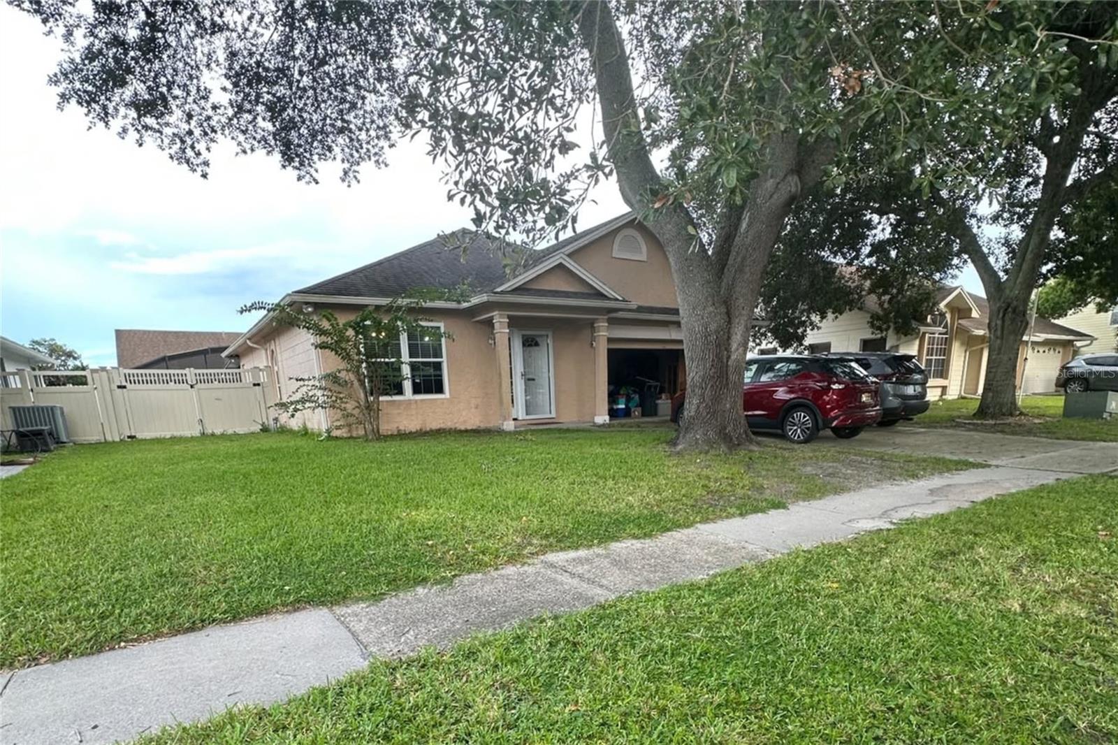 8041 Excalibur Ct — photo