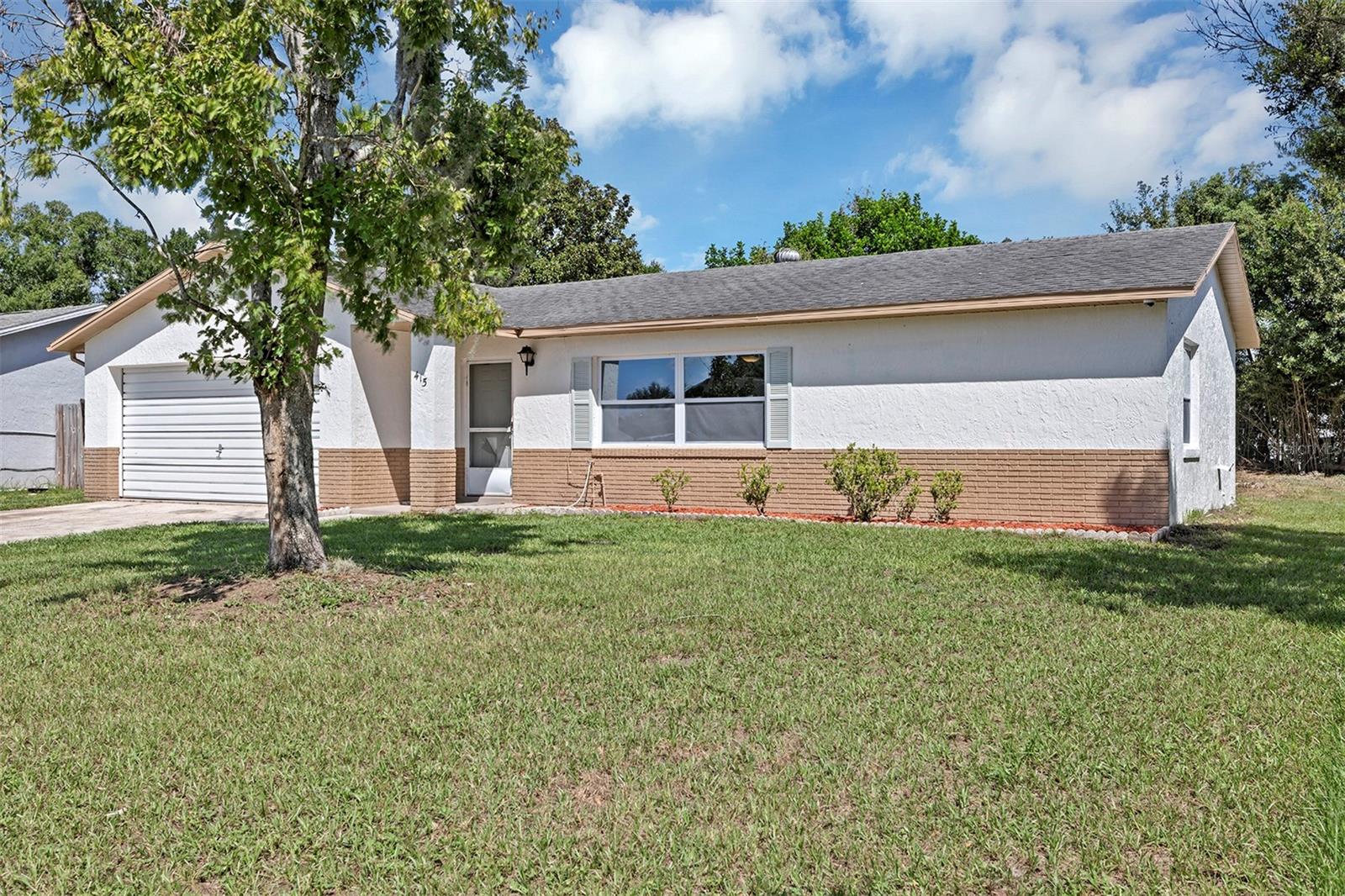 415 Cart Ct — photo