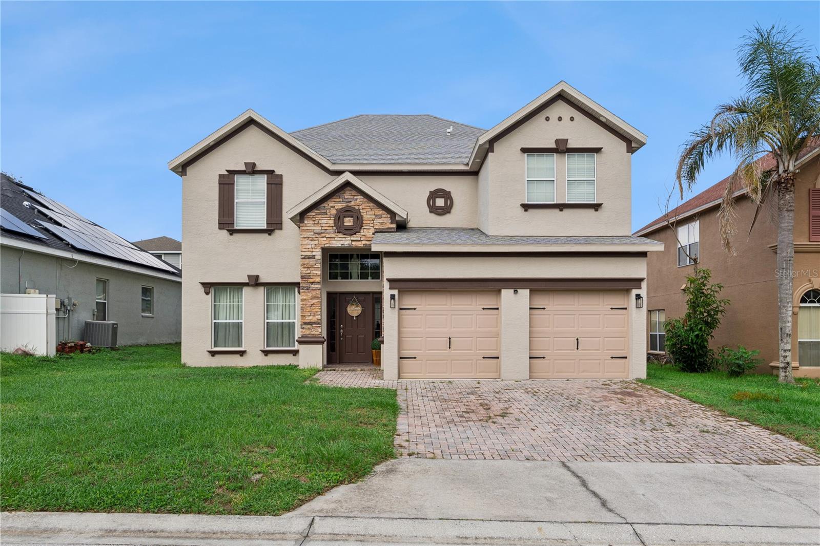 233 Towerview Dr E — photo