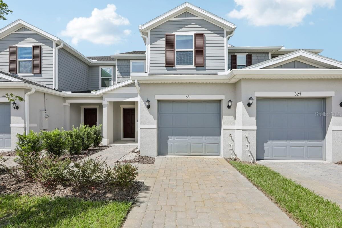 631 Meadows Edge Pl — photo