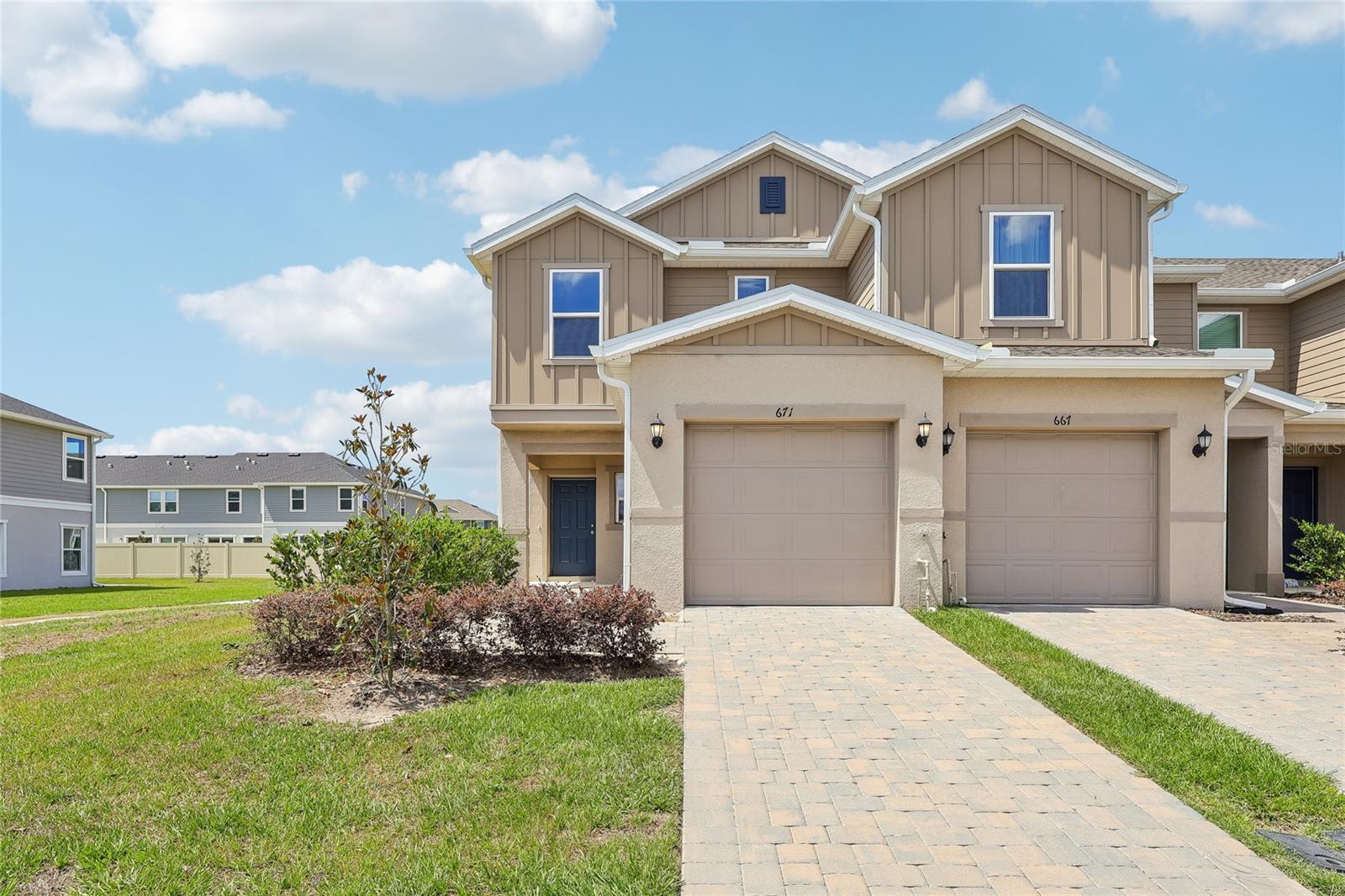 671 Meadows Edge Pl — photo