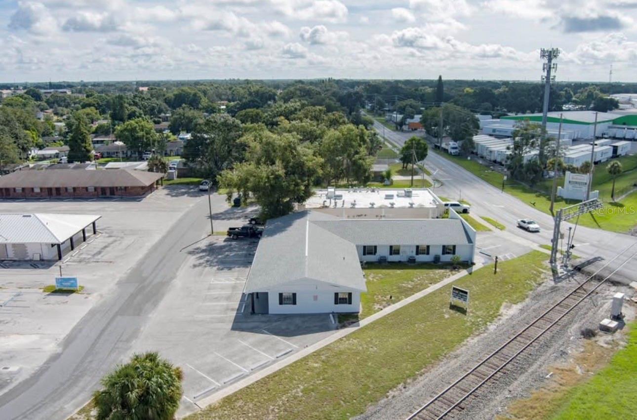 1517 Commercial Park Dr — photo