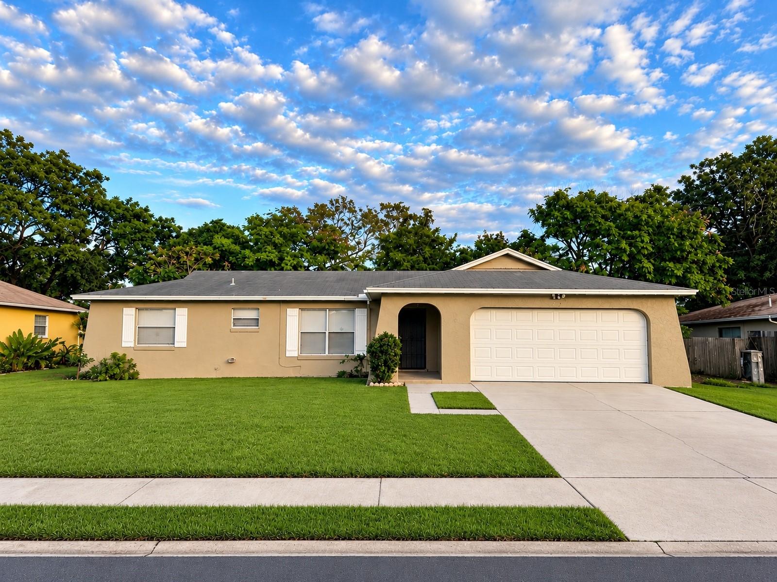 4533 Lemans Dr — photo