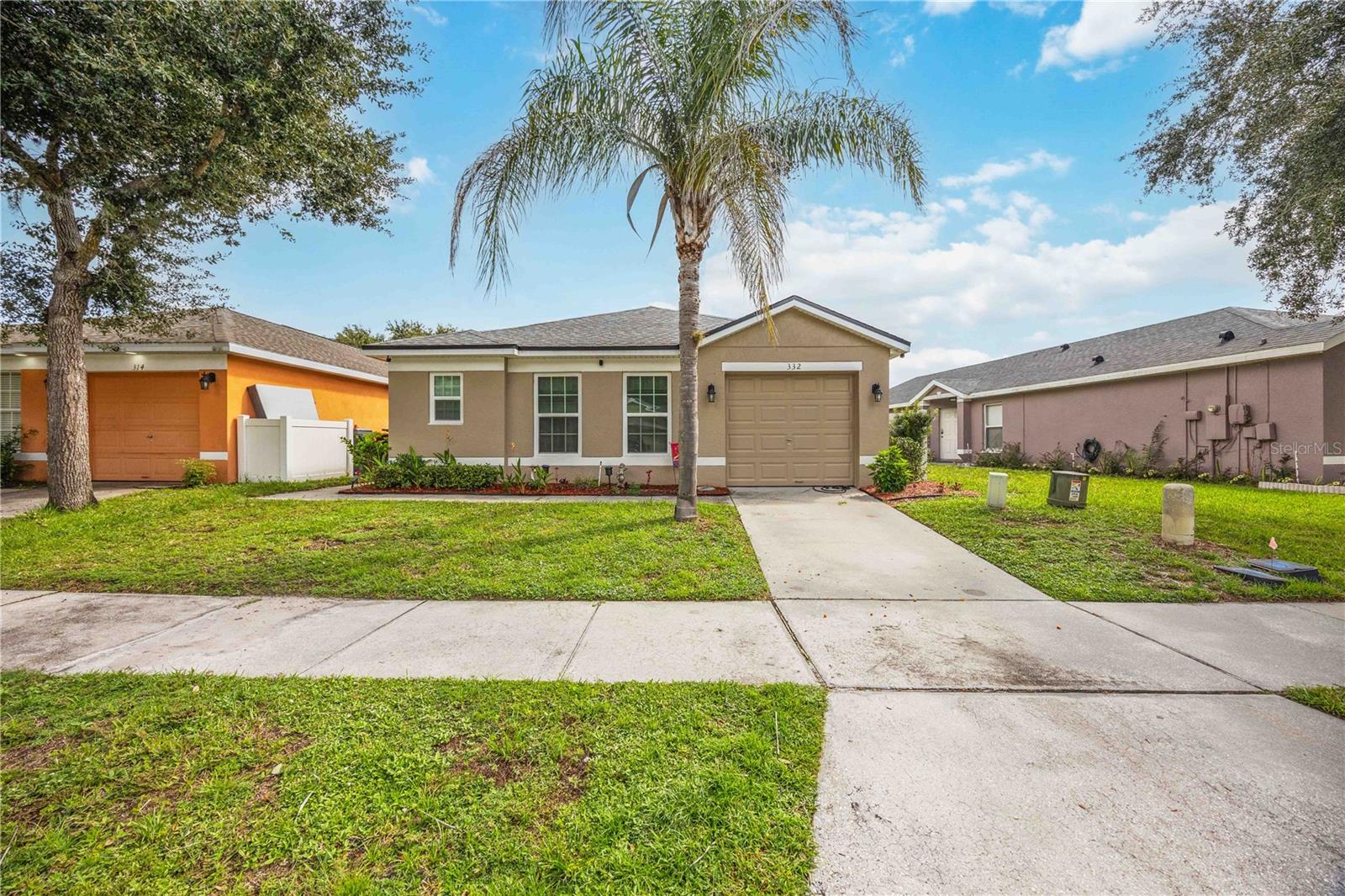 332 Scrub Jay Way — photo
