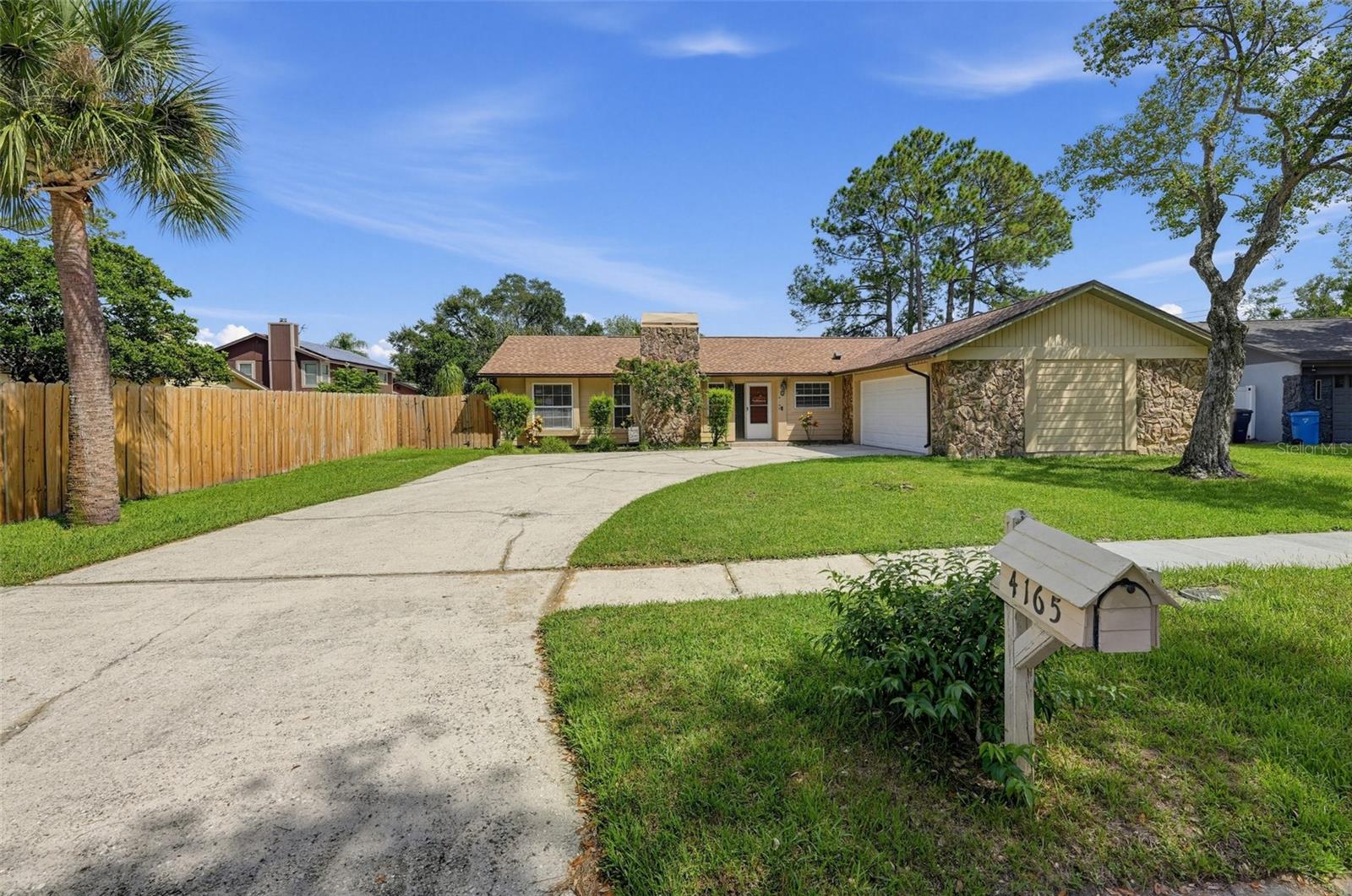 4165 Rolling Springs Dr — photo