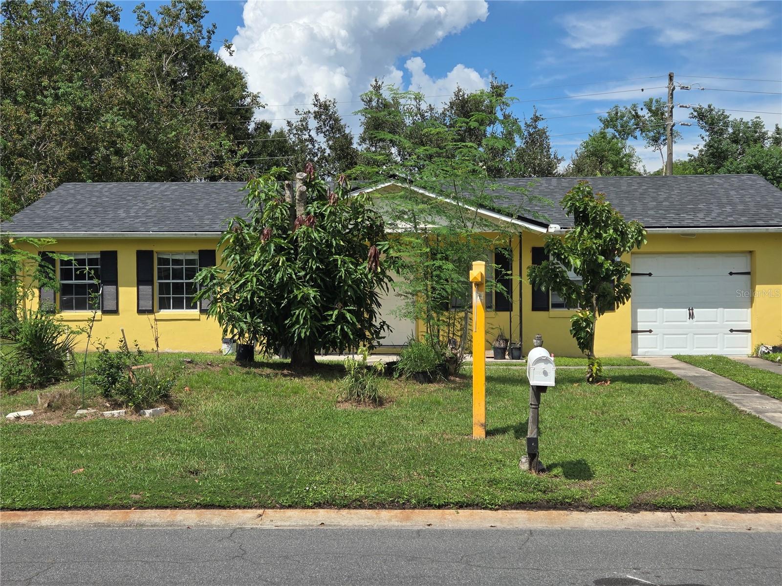 221 Citrus Dr — photo