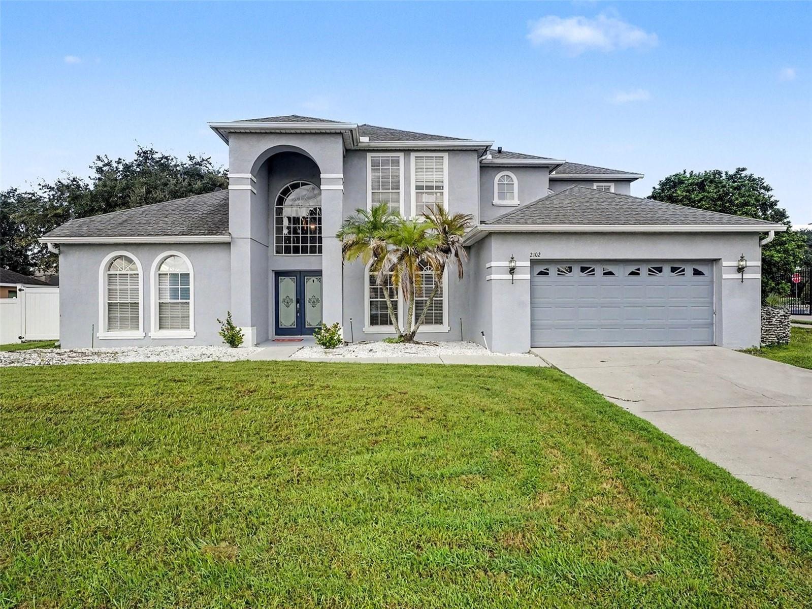 2102 Green Ash Ct — photo