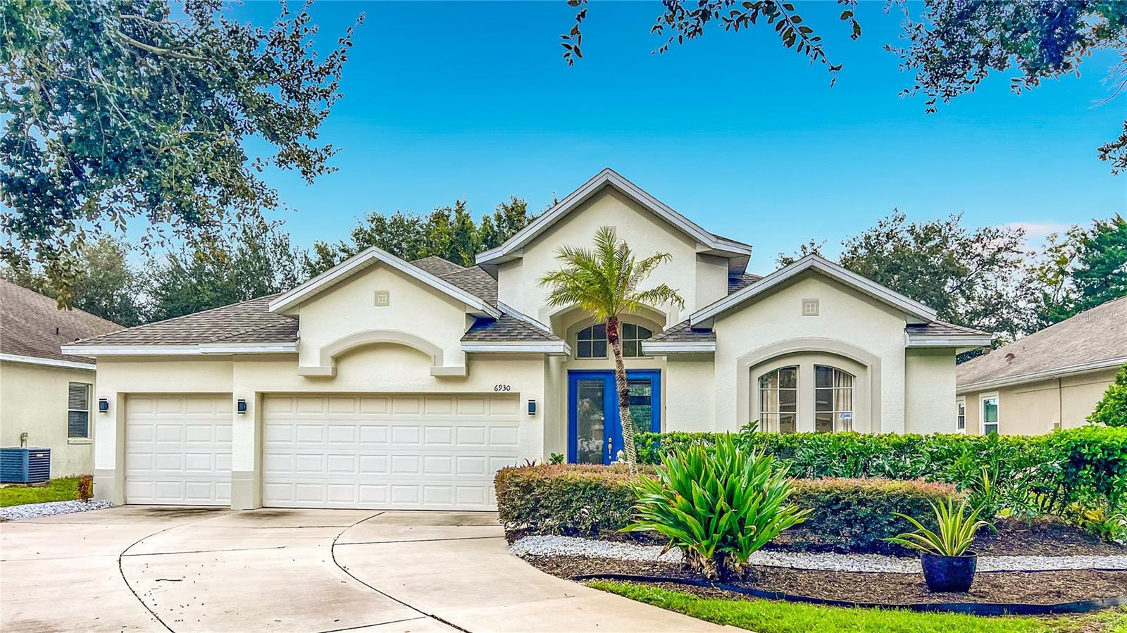 6930 Remington View Ct — photo