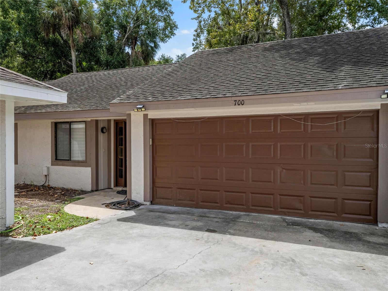 700 Castlewood Dr — photo