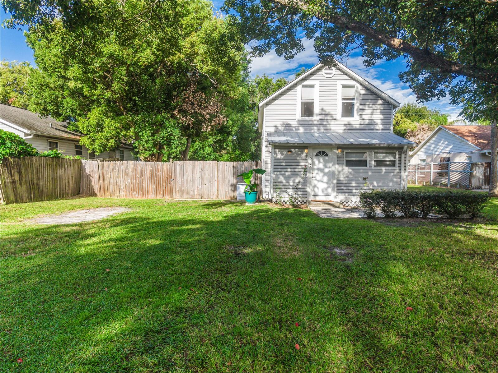 1516 Carolina Ave — photo